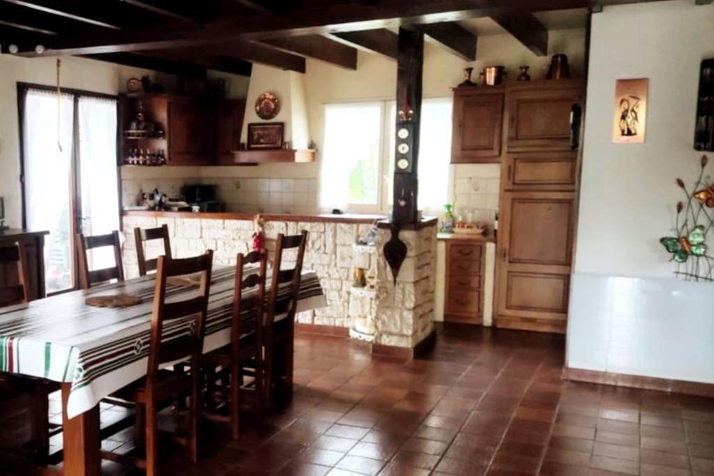 Maison Familiale Pays Basque Ahaxe-Alciette-Bascassan Dış mekan fotoğraf
